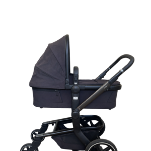 Refurbished Joolz Day+ Zwart en Bronze Inc. Voetenzak 2-in-1 Kinderwagen